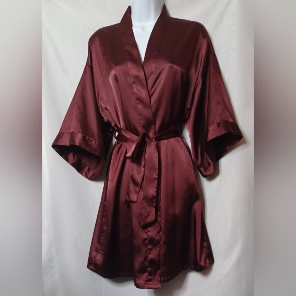 Youmita Women's Burgundy Robe Tie Belt Short Sleeve. Size M